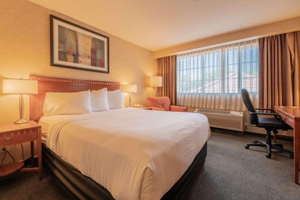 Hotel Kelowna & Conference Centre ห้อง รูปภาพ