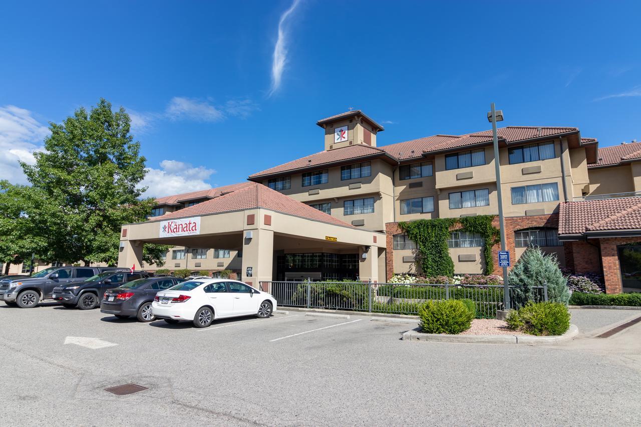 Hotel Kelowna & Conference Centre ภายนอก รูปภาพ